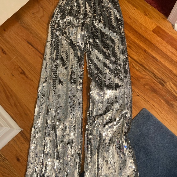 Michael Costello Revolve sequin pants. Size M. - Picture 4 of 5